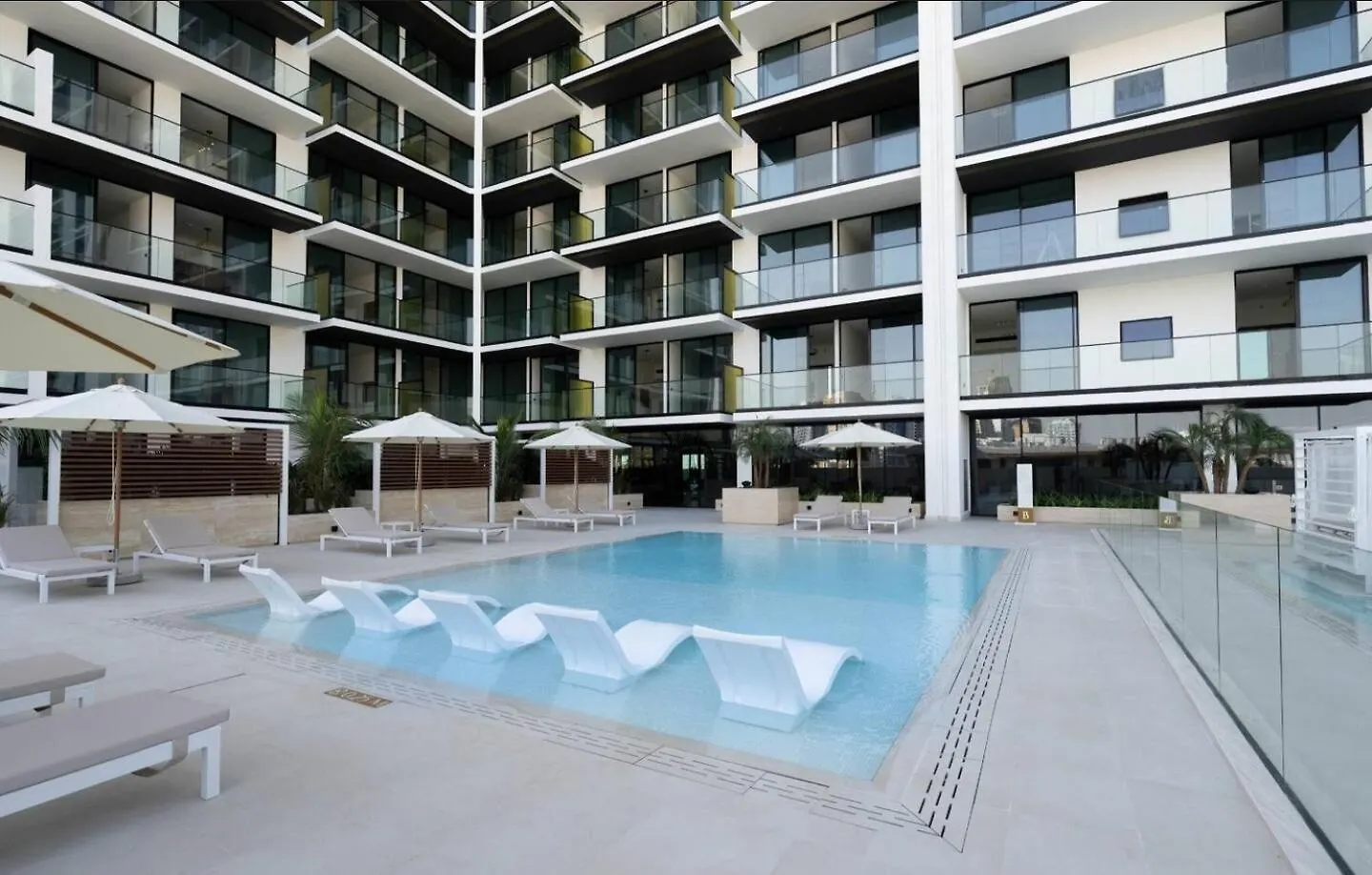 Monochrome Retreat Sleek B&W-Grey 1Br In Jvc! Apartment Dubai